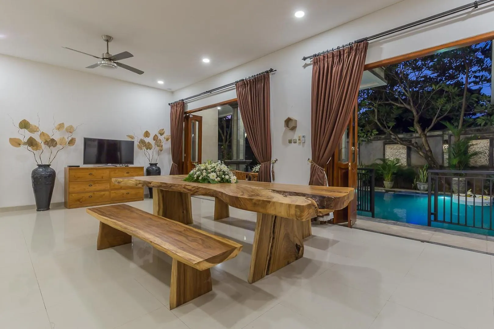 Aurora Berawa Villa Canggu